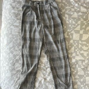 Cute plaid ankle pants